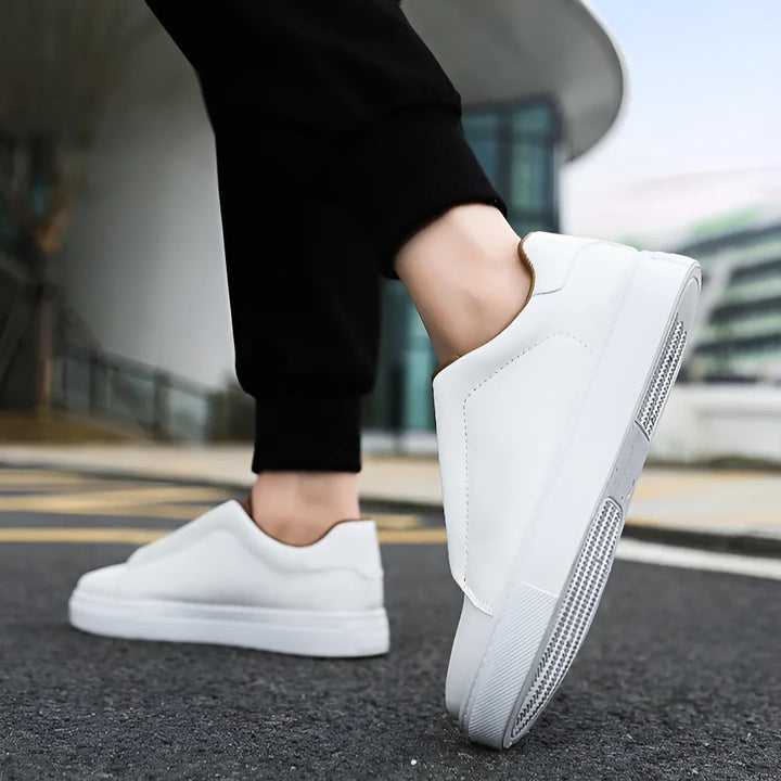 Harvey | Men's Contrast Trim White Trainers