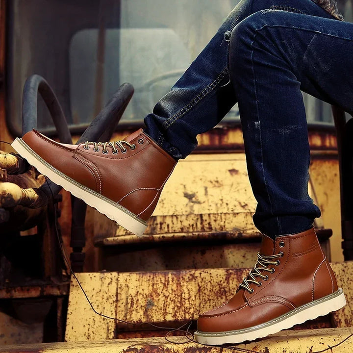 Joe | Men's Contrast Sole Lace Up Ankle Boots