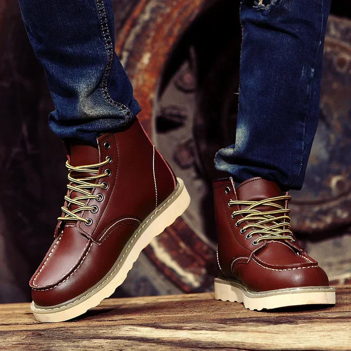 Joe | Men's Contrast Sole Lace Up Ankle Boots