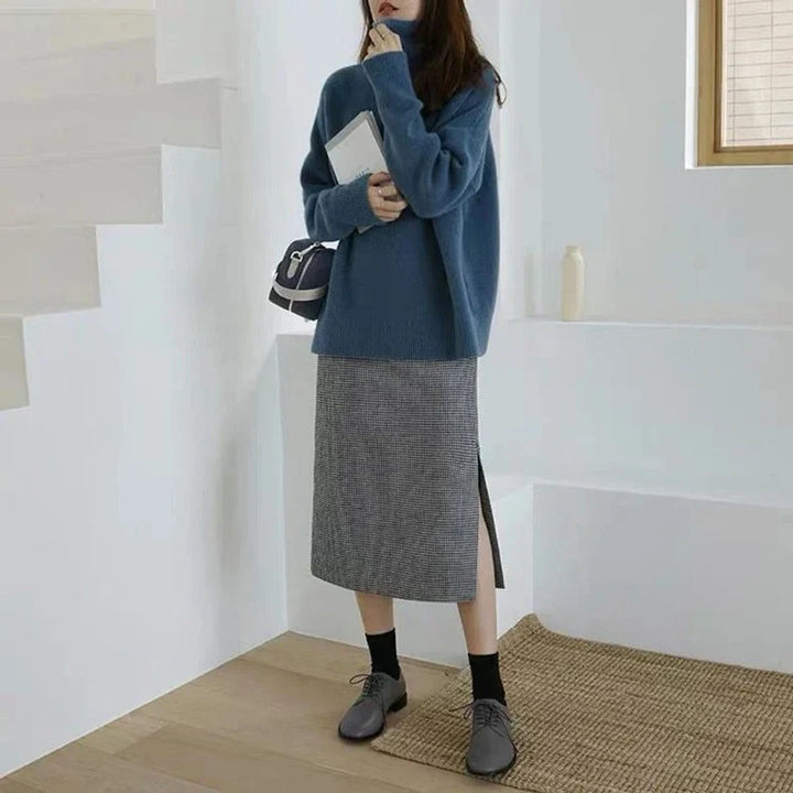 Melissa | Women's Oversized Roll Neck Knitted Jumper