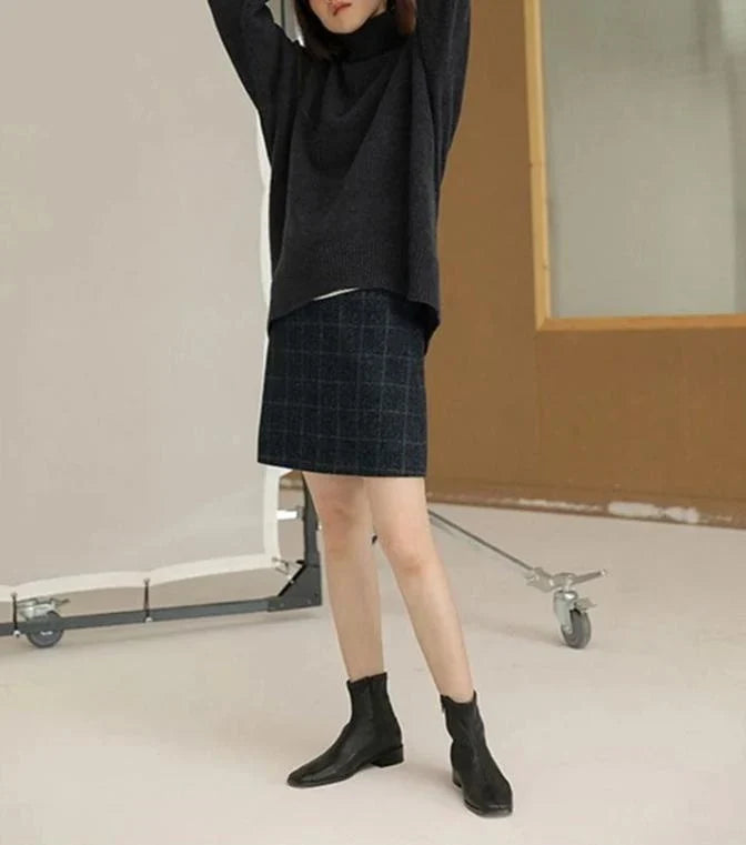 Melissa | Women's Oversized Roll Neck Knitted Jumper