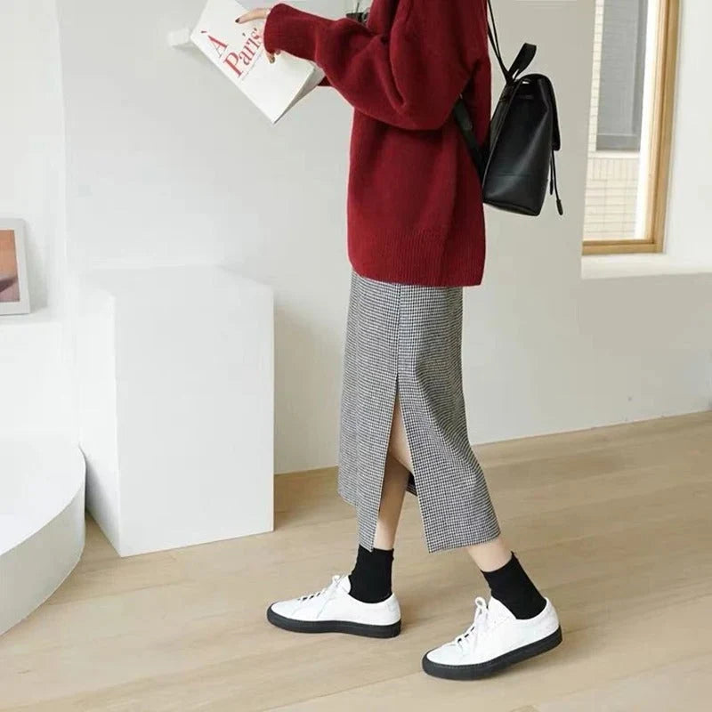 Melissa | Women's Oversized Roll Neck Knitted Jumper