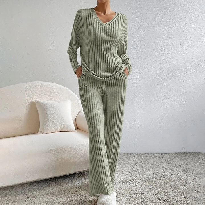 Willa | Women's Ribbed Knit V Neck Two Piece Set