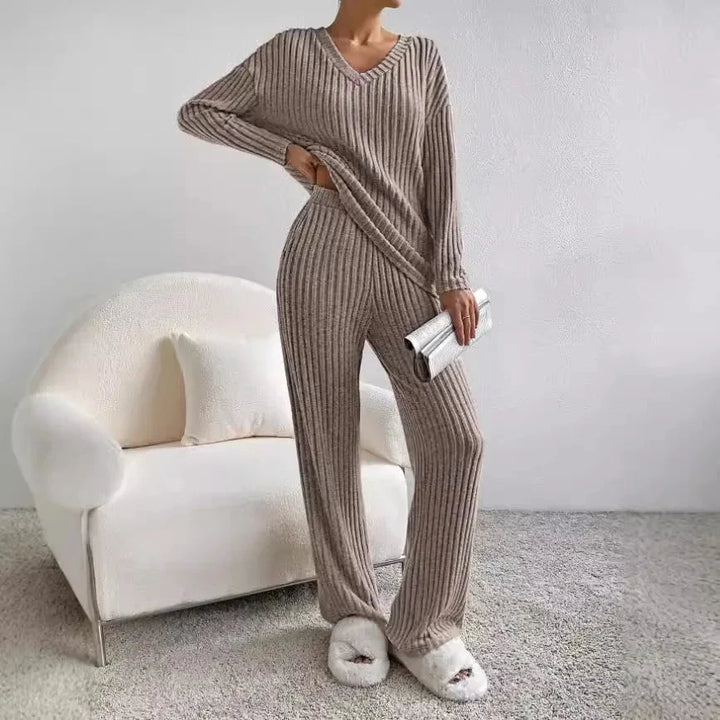 Willa | Women's Ribbed Knit V Neck Two Piece Set